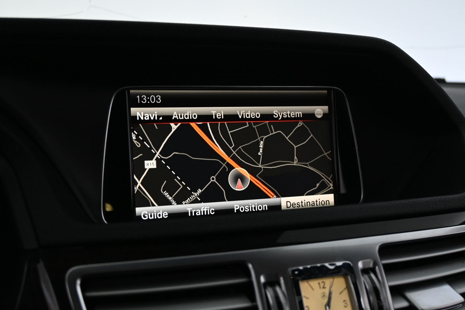 MERCEDES-BENZ E 2015