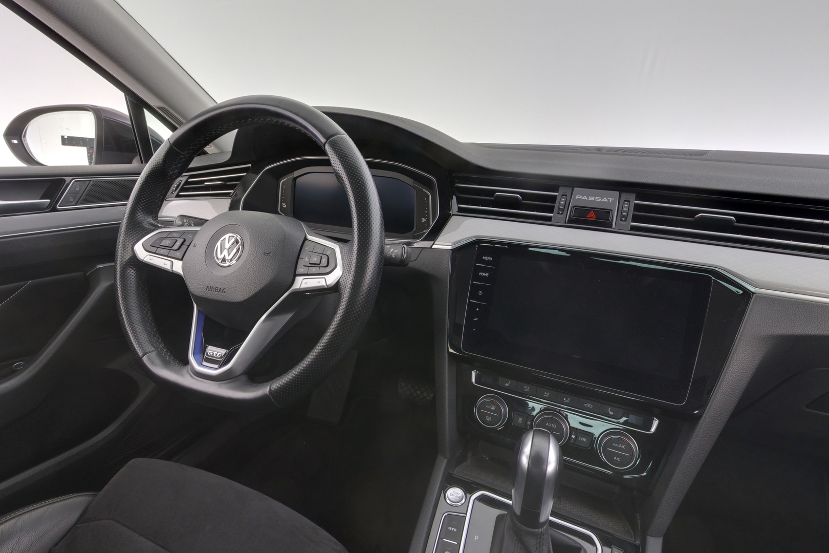 VOLKSWAGEN Passat 2020