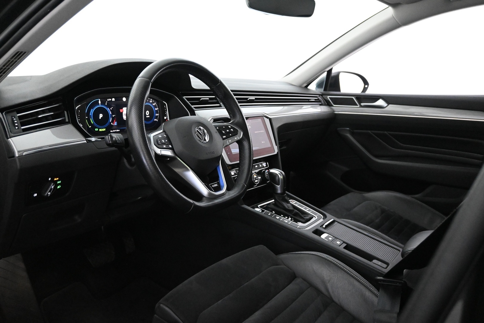 VOLKSWAGEN Passat 2020