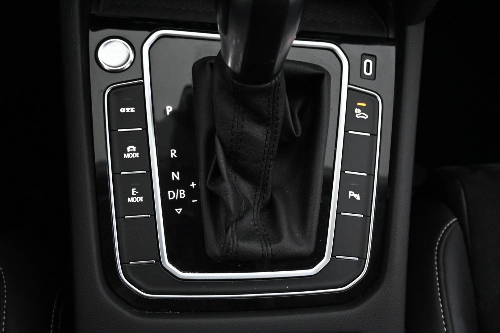 VOLKSWAGEN Passat 2020