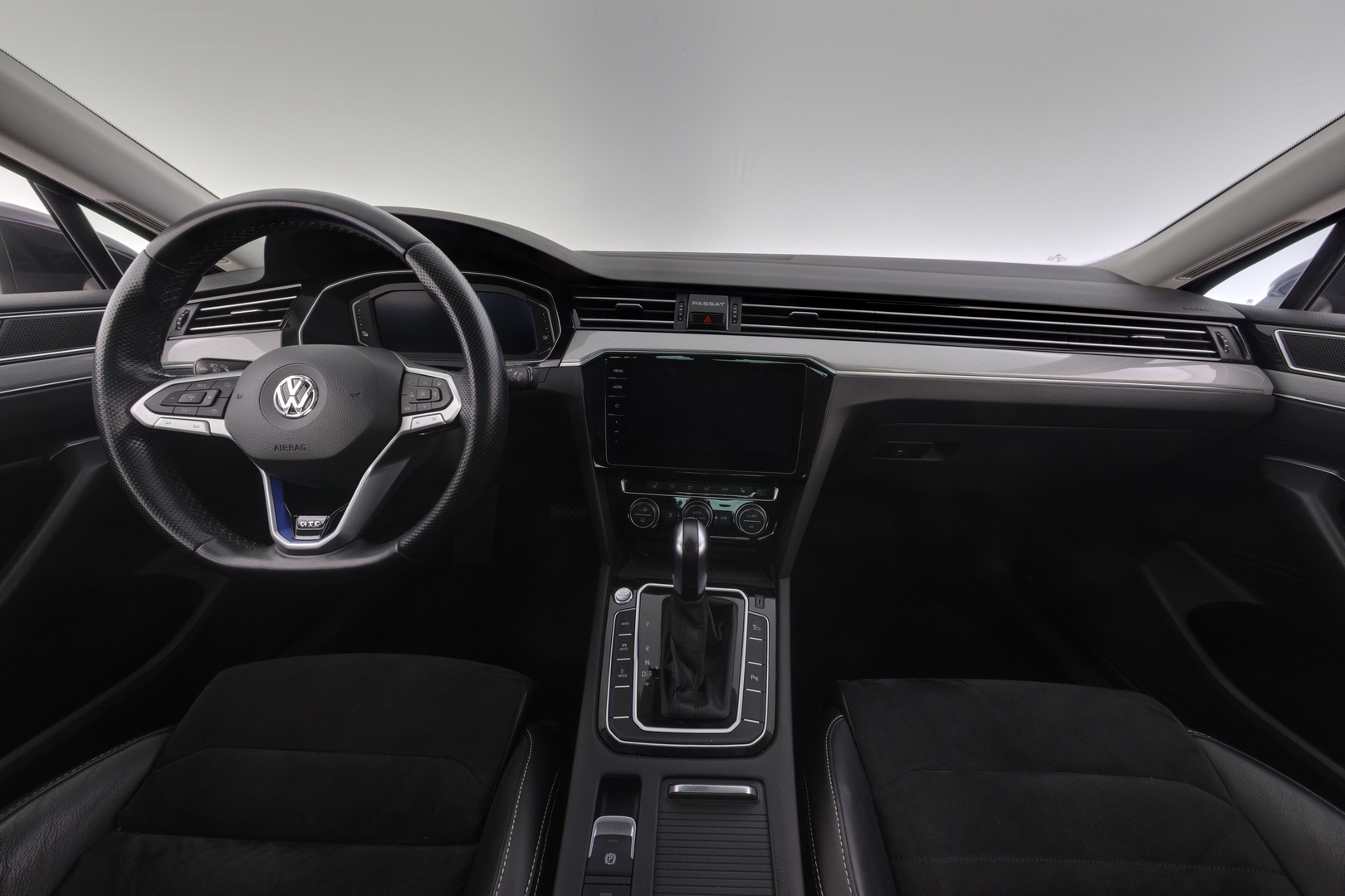 VOLKSWAGEN Passat 2020