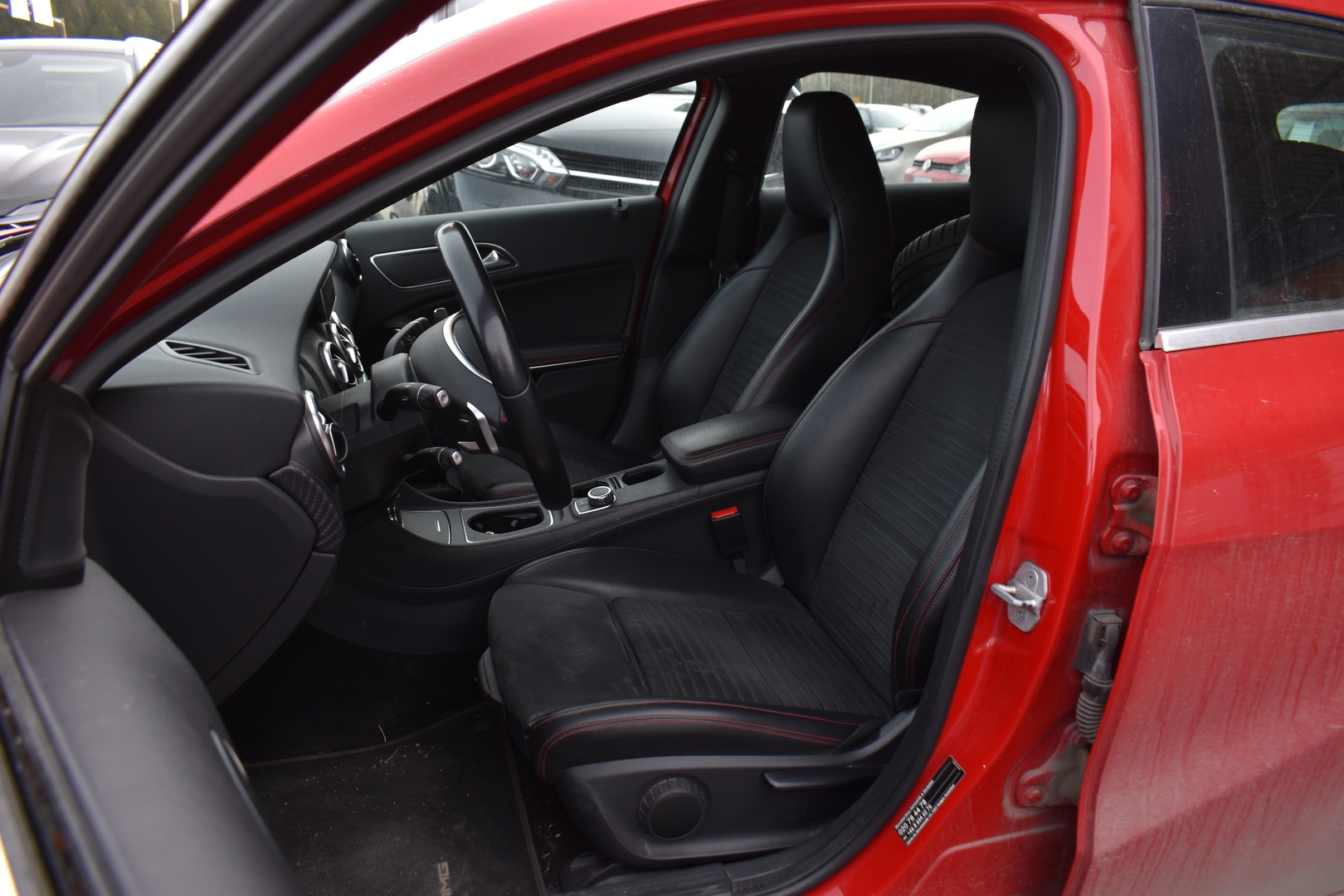 MERCEDES-BENZ A 2016