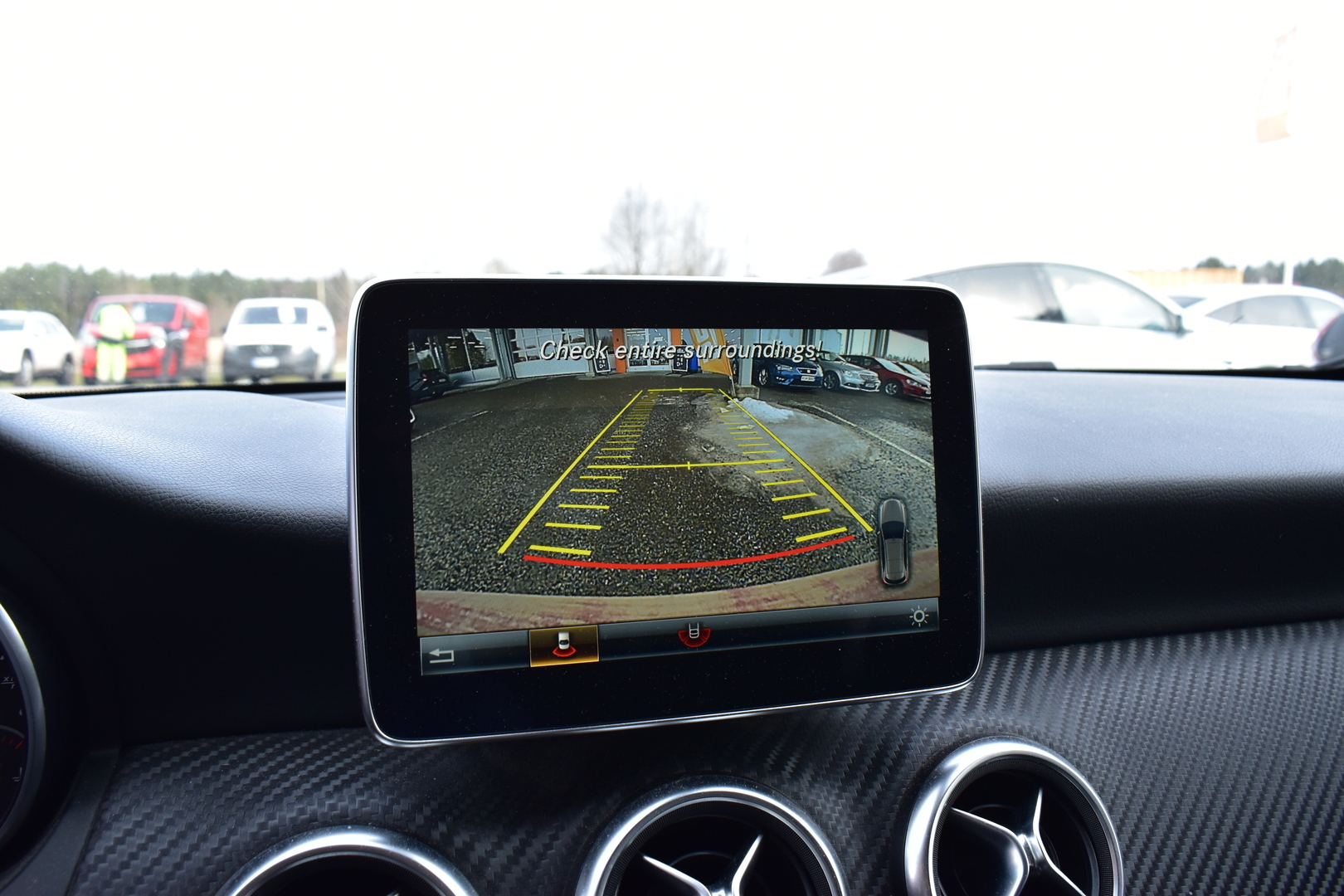 MERCEDES-BENZ A 2016