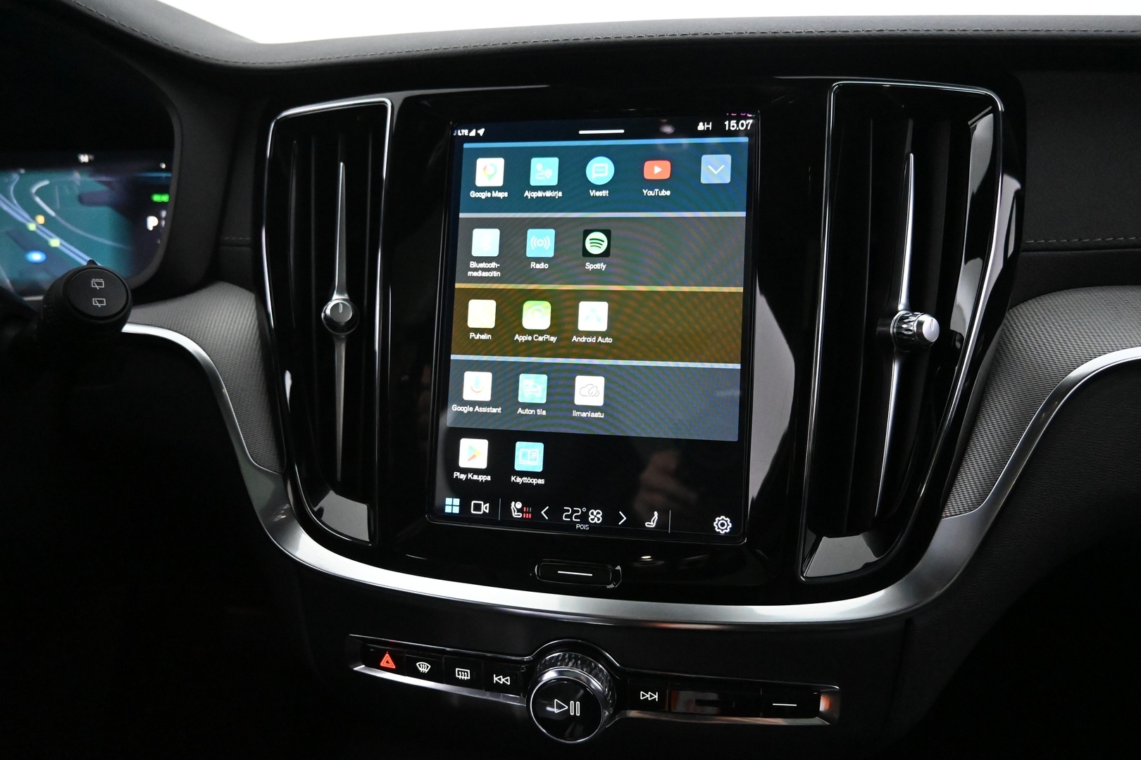 VOLVO V60 2024
