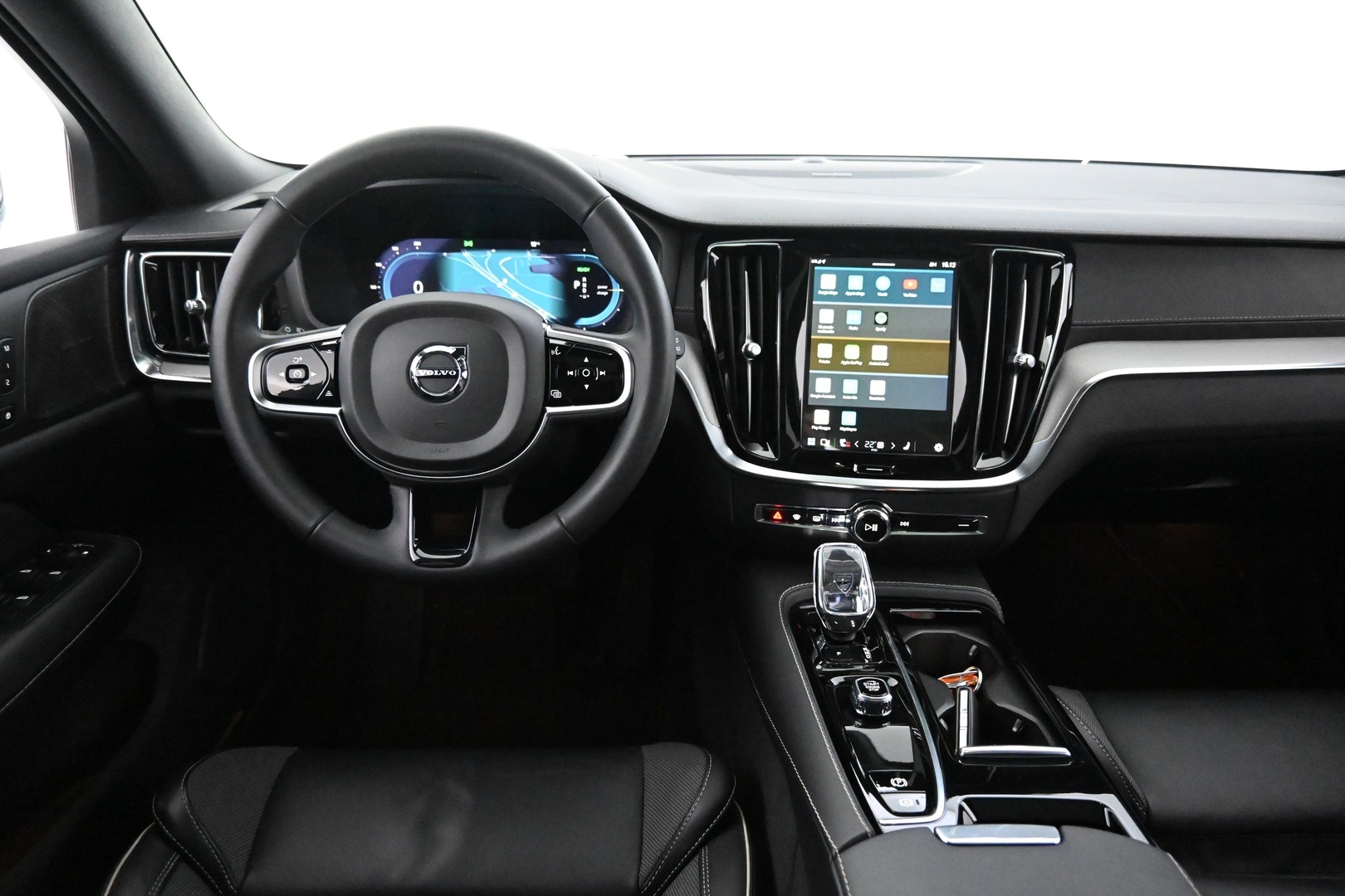 VOLVO V60 2024