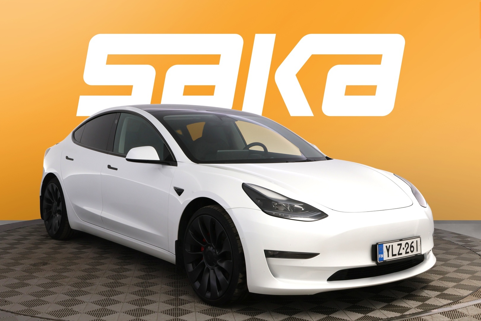TESLA Model 3 2022