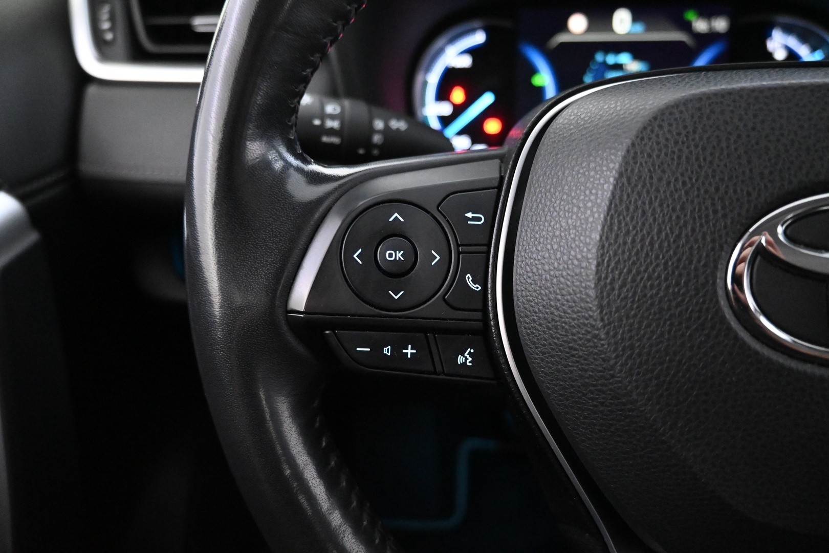 TOYOTA RAV4 2019