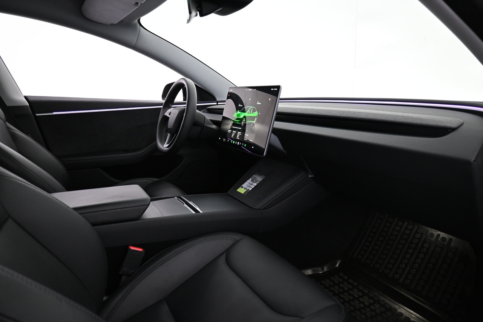 TESLA Model 3 2024