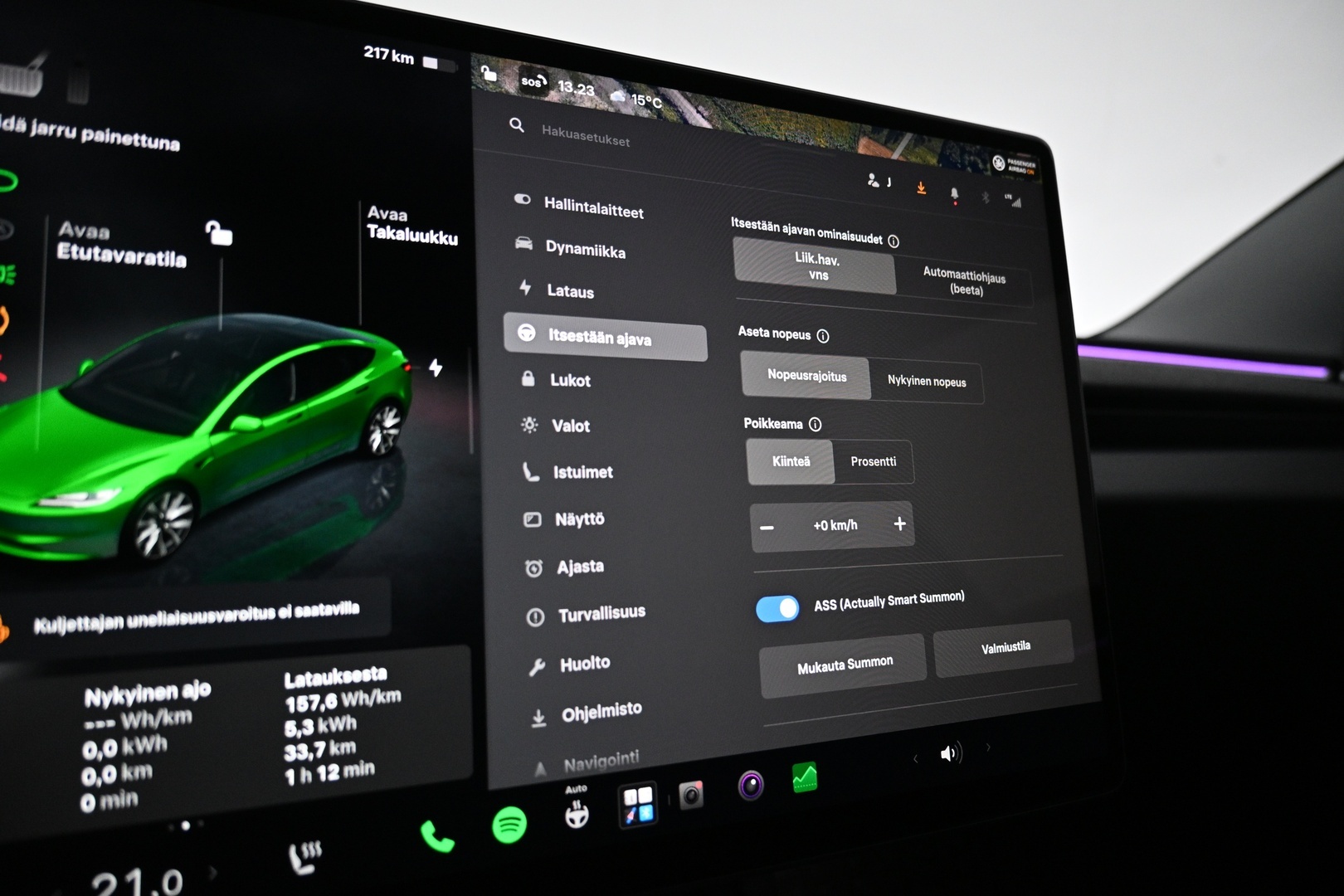 TESLA Model 3 2024