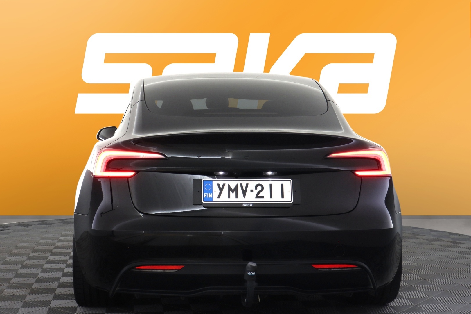 TESLA Model 3 2024
