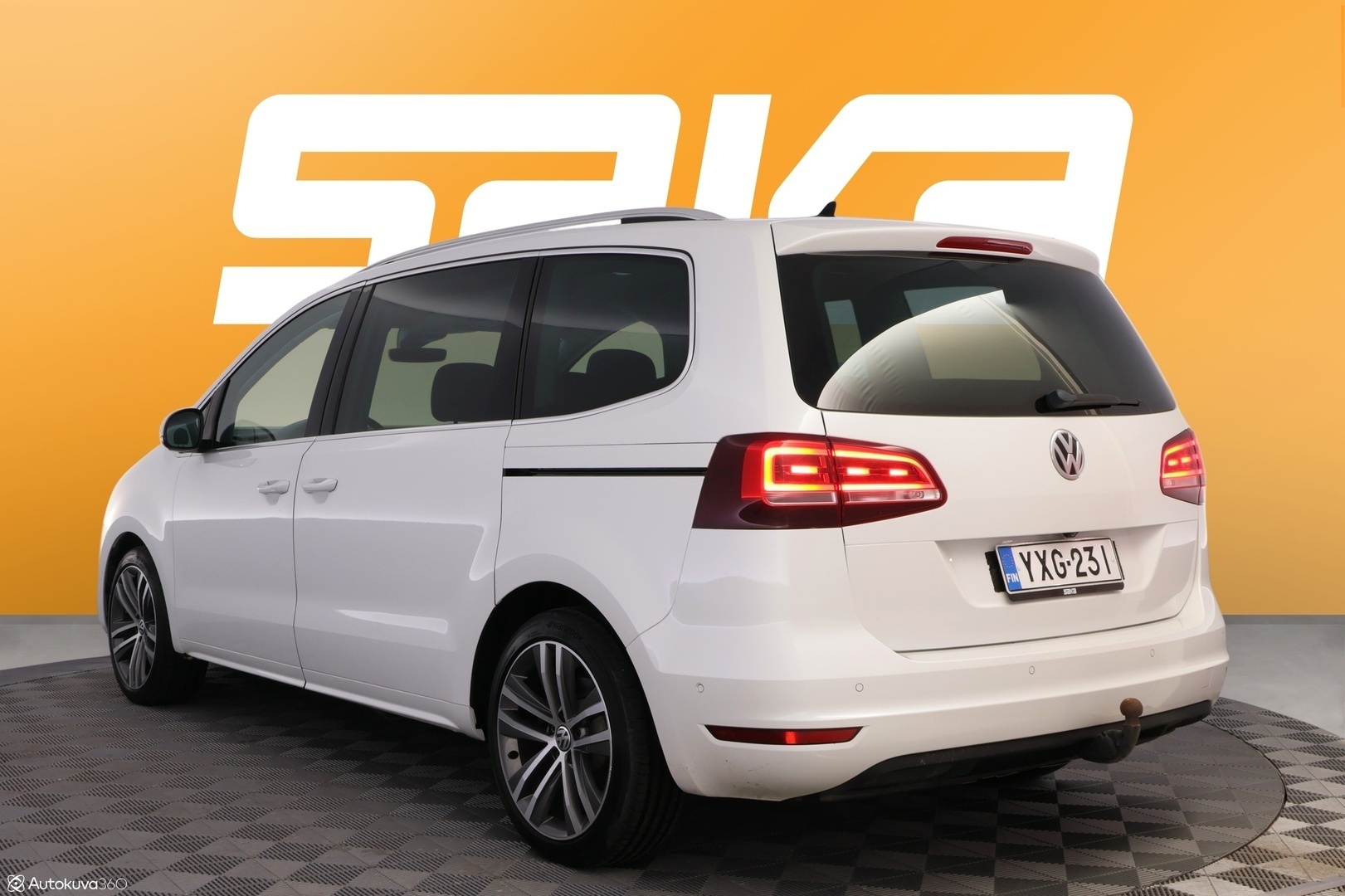 VOLKSWAGEN Sharan 2016