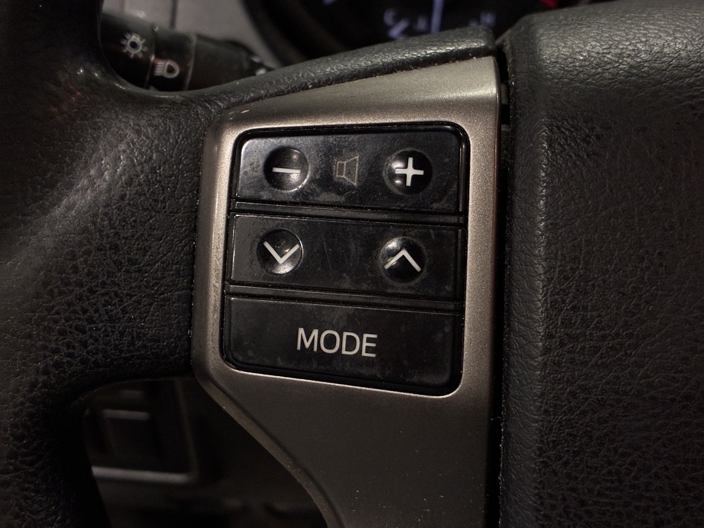 TOYOTA Land Cruiser 2010
