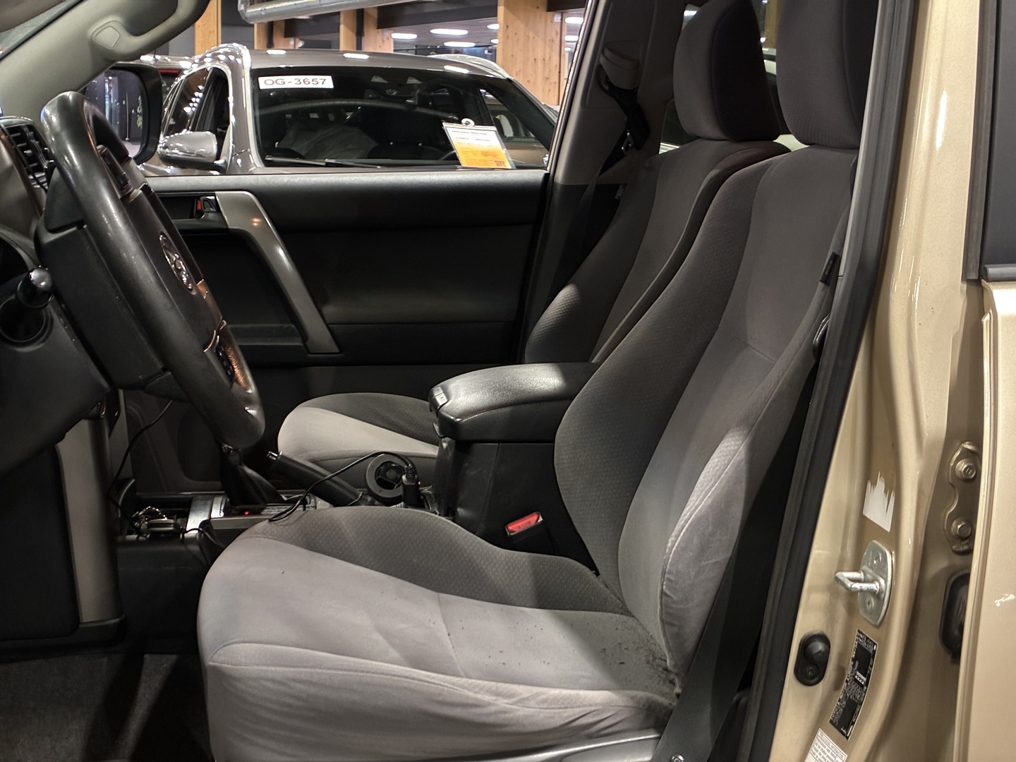 TOYOTA Land Cruiser 2010