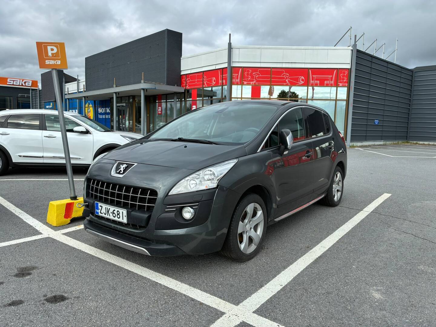PEUGEOT 3008 2011