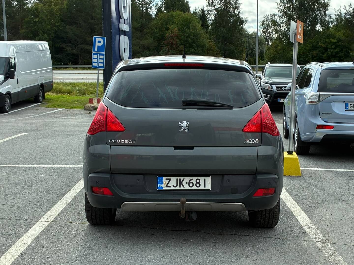 PEUGEOT 3008 2011