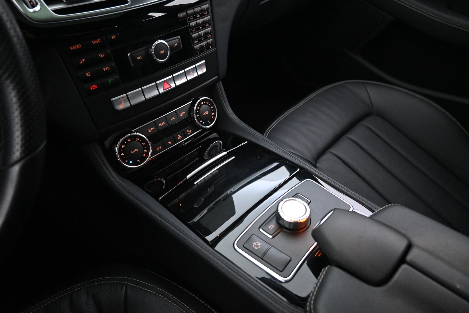 MERCEDES-BENZ CLS 2012