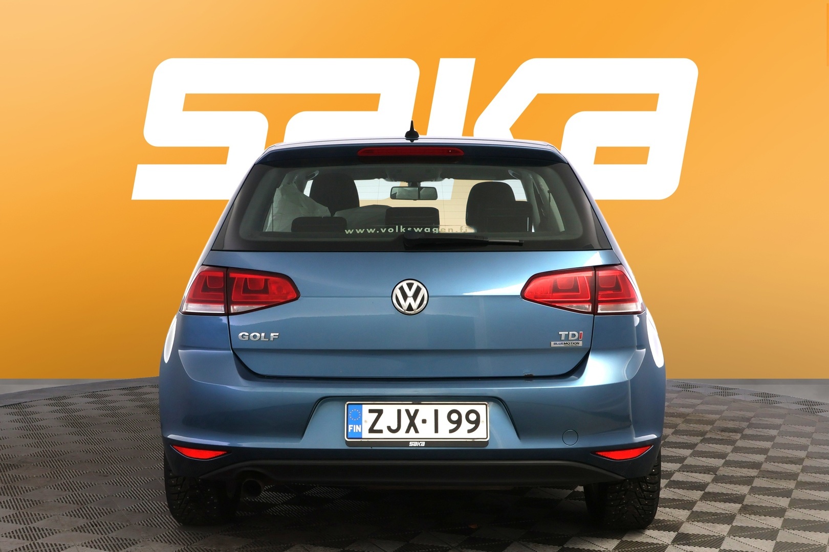 VOLKSWAGEN Golf 2013