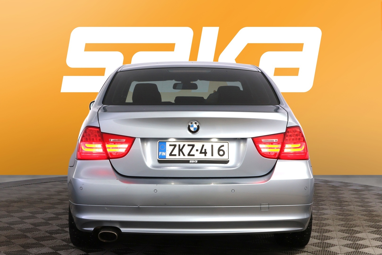 BMW 320 2009