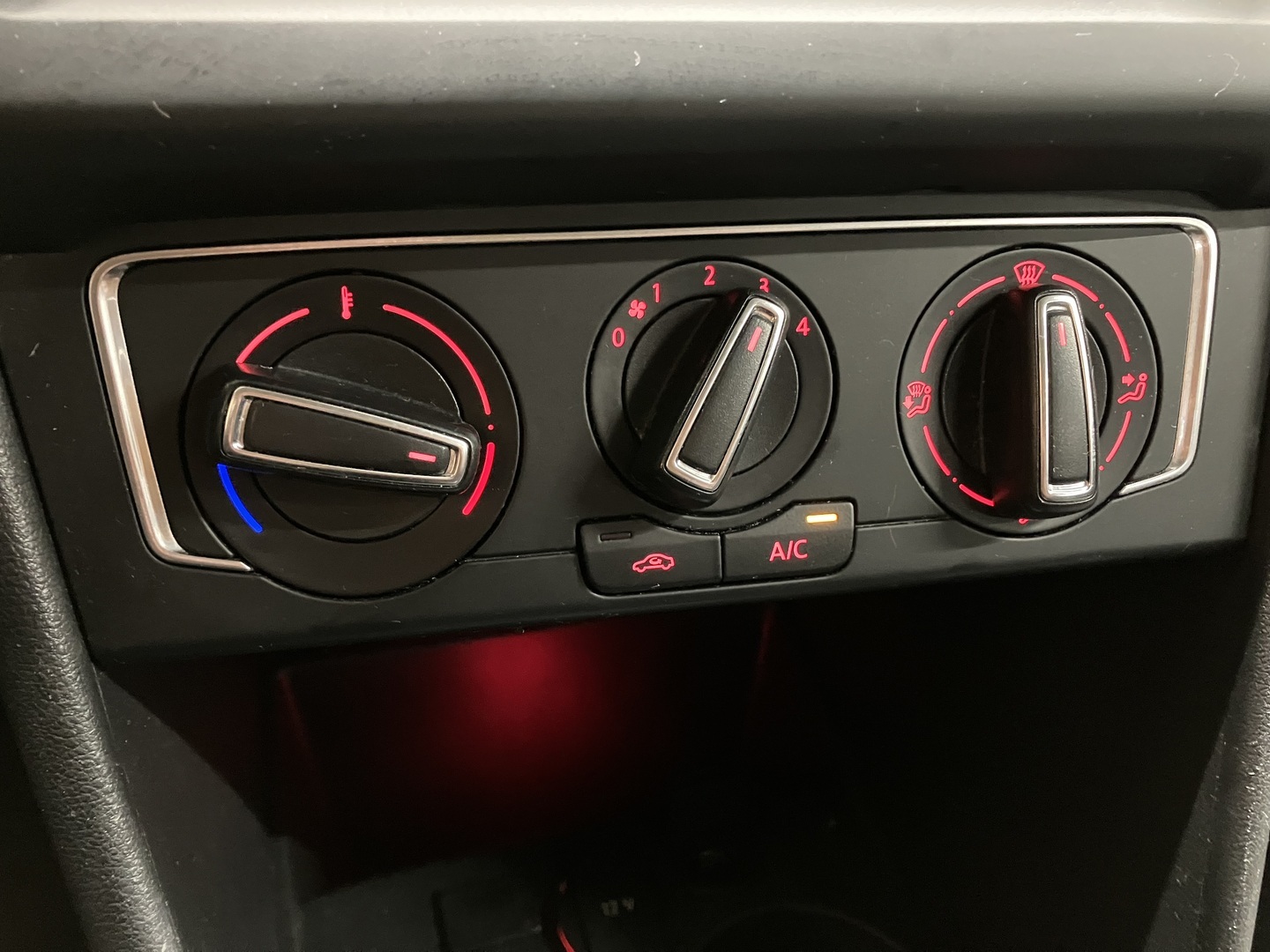 VOLKSWAGEN Polo 2017