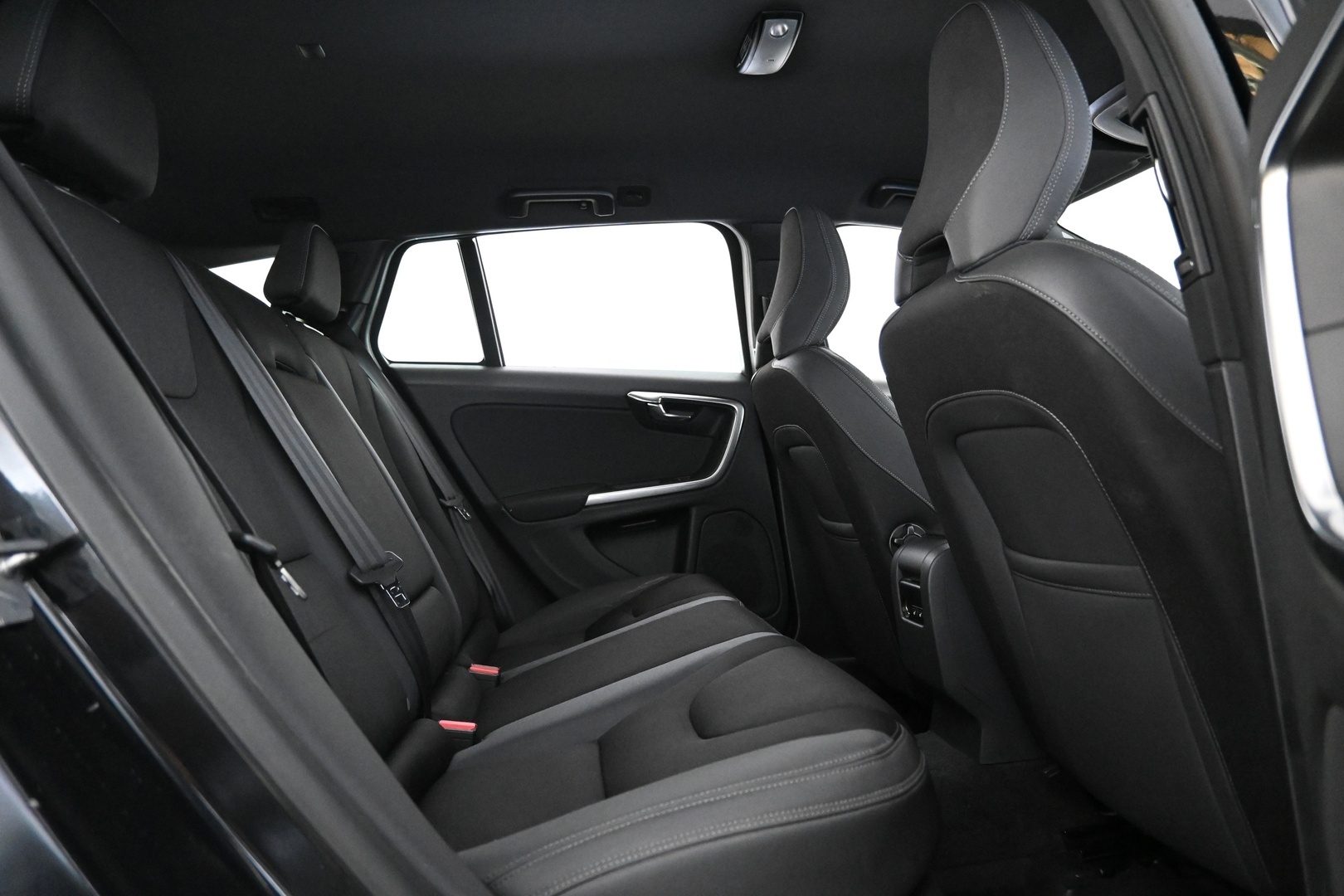 VOLVO V60 2014