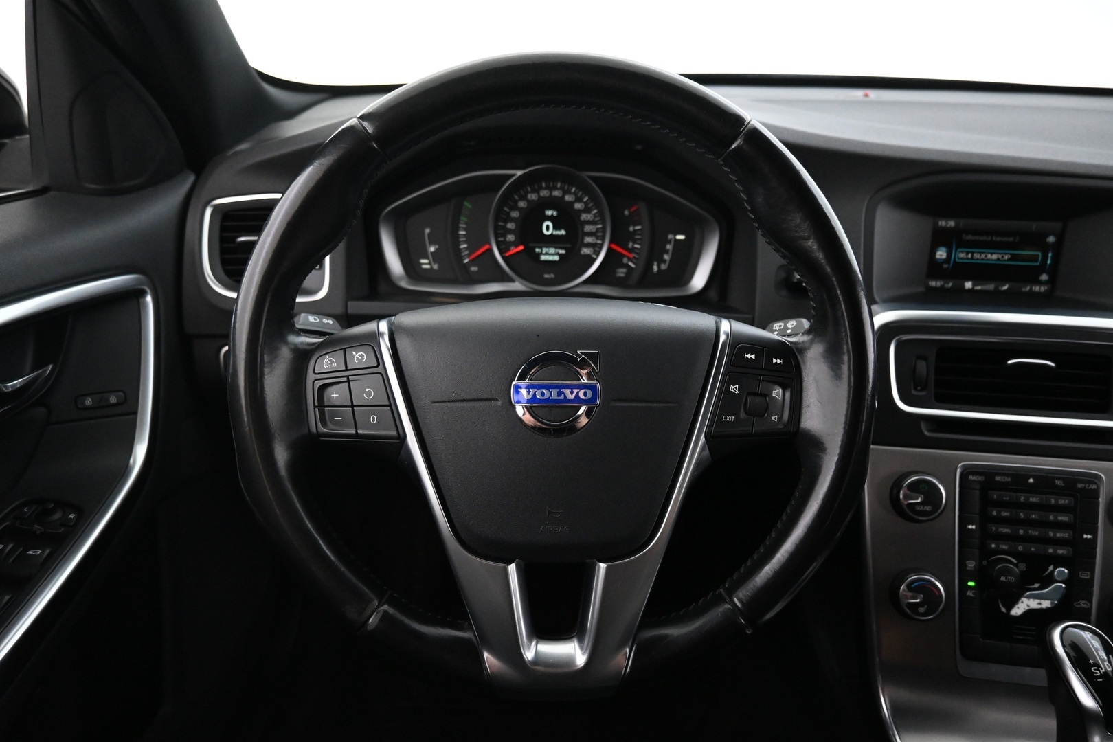 VOLVO V60 2014