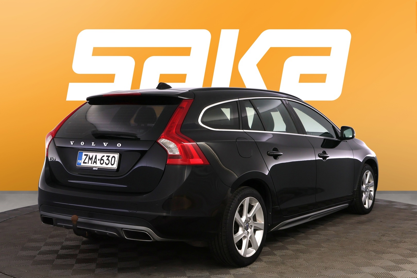 VOLVO V60 2014