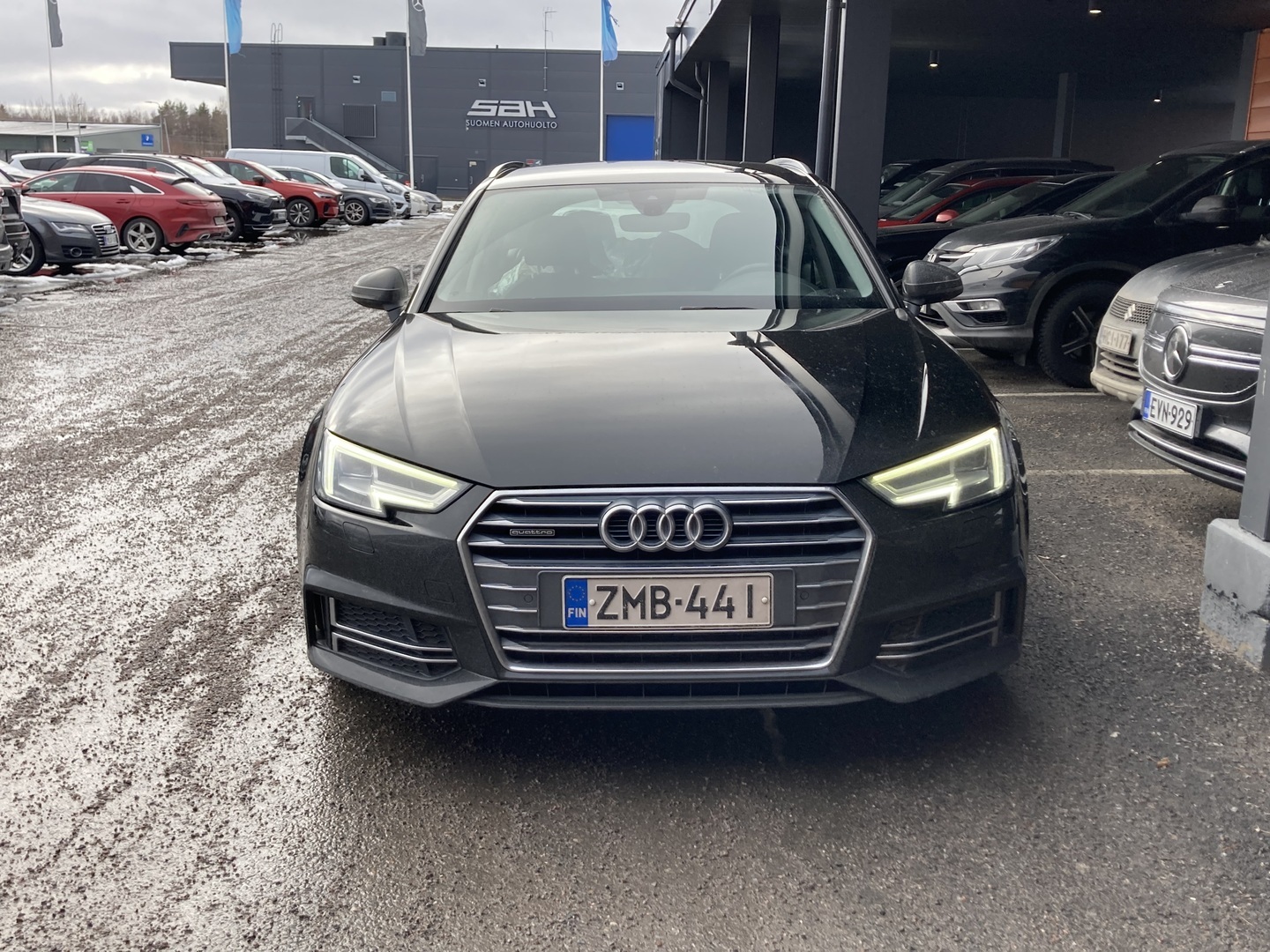 AUDI A4 2018