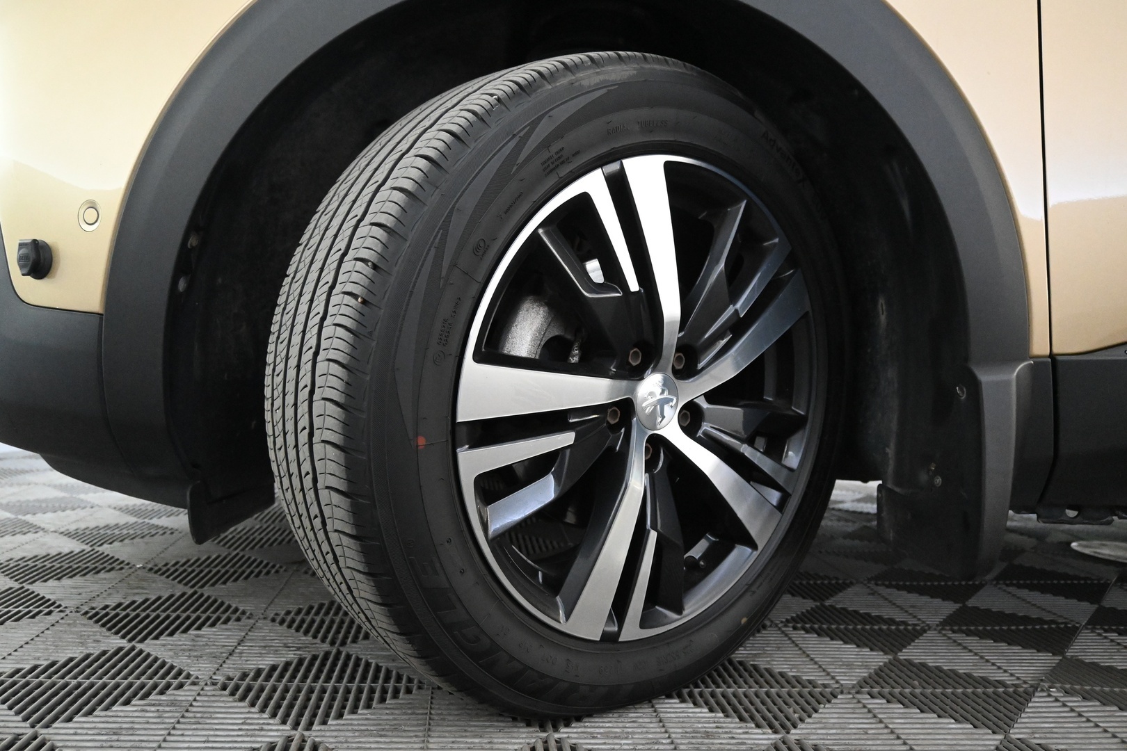 PEUGEOT 3008 2018