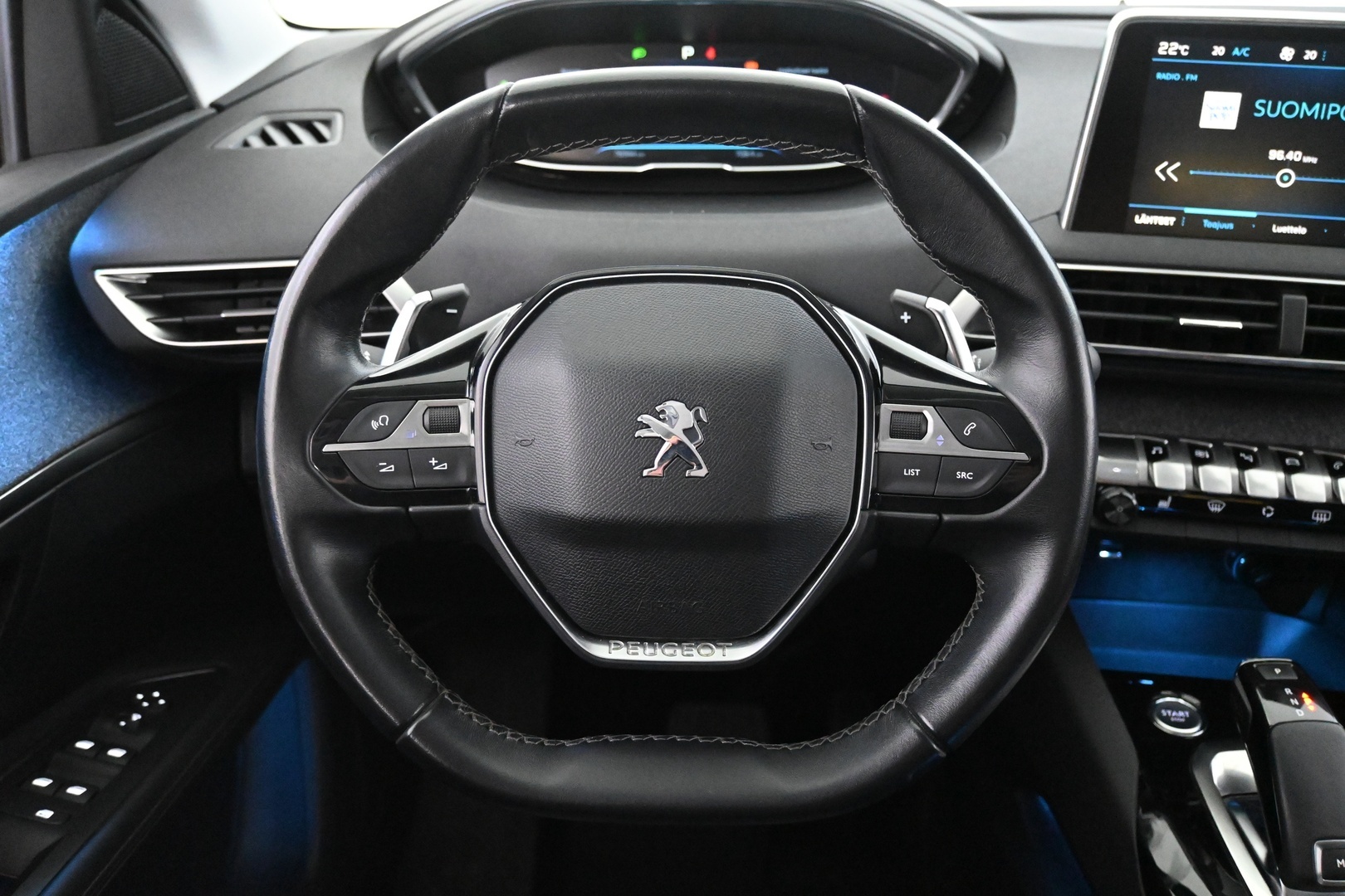 PEUGEOT 3008 2018