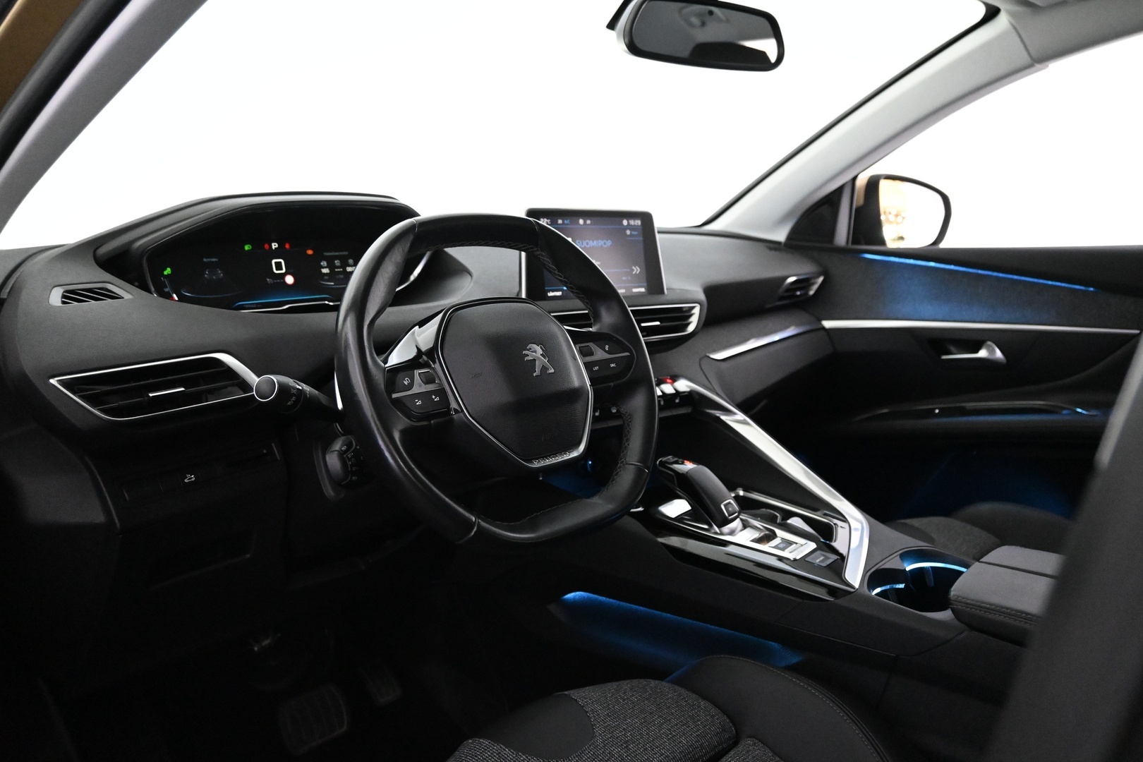 PEUGEOT 3008 2018