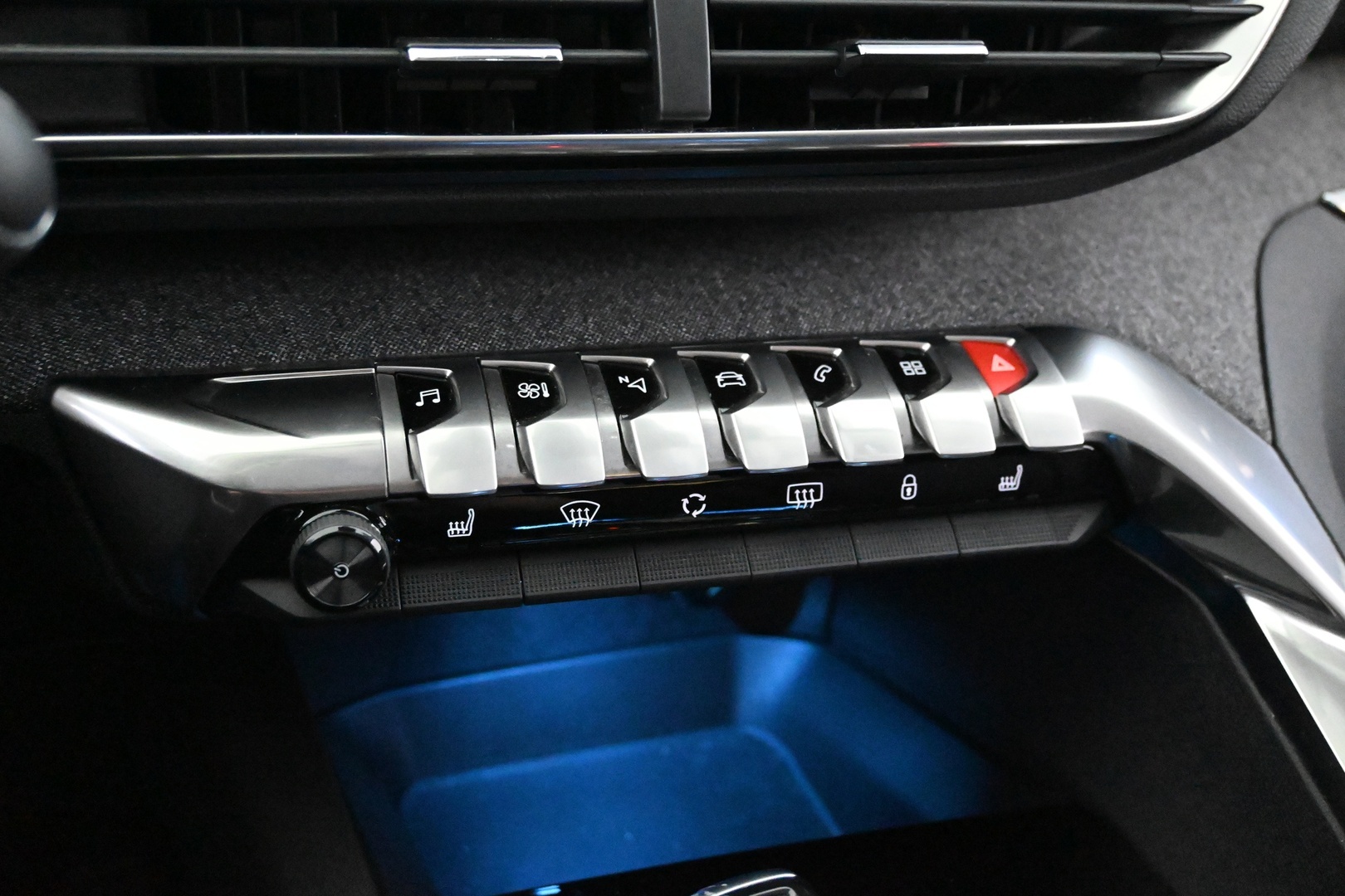 PEUGEOT 3008 2018