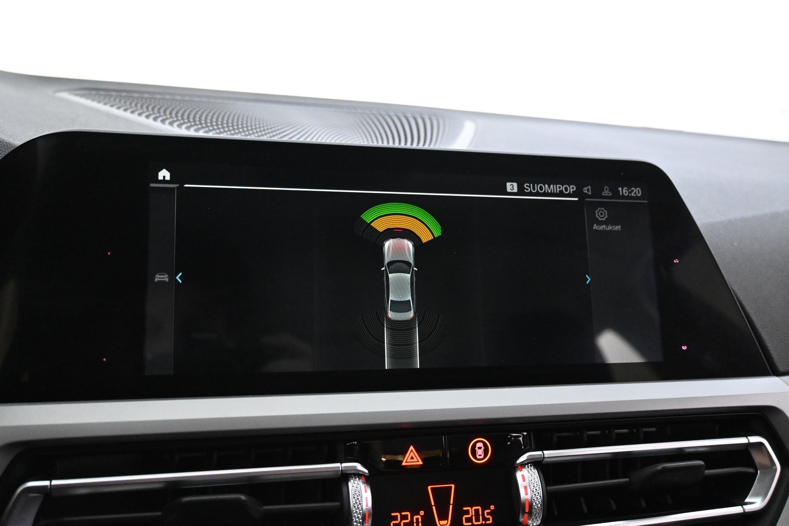 BMW 320 2019