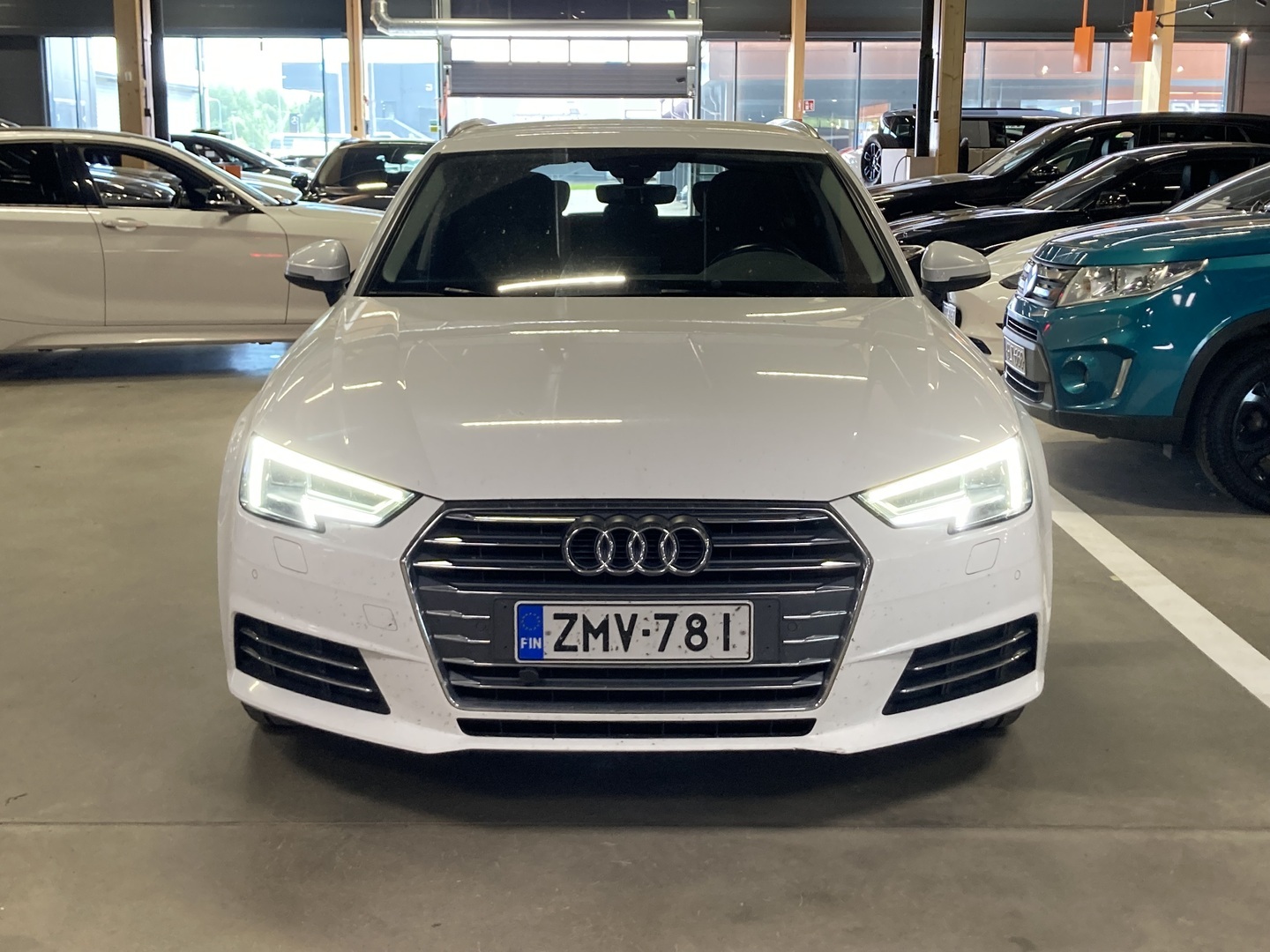 AUDI A4 2016