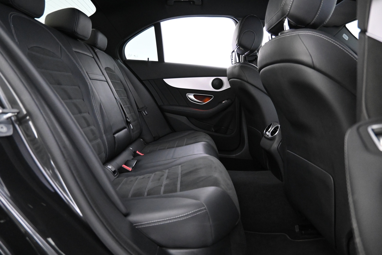 MERCEDES-BENZ C 2020