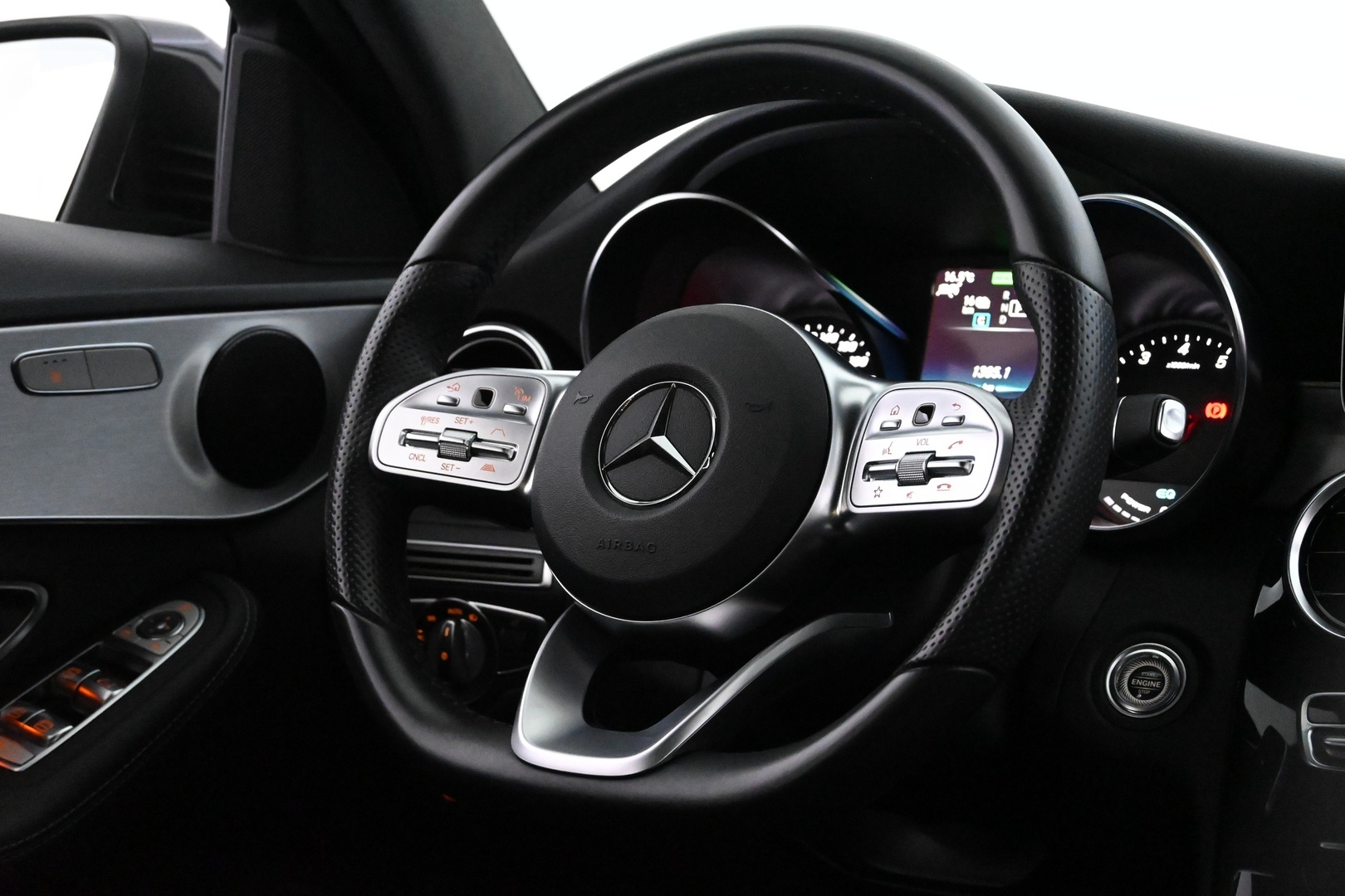 MERCEDES-BENZ C 2020