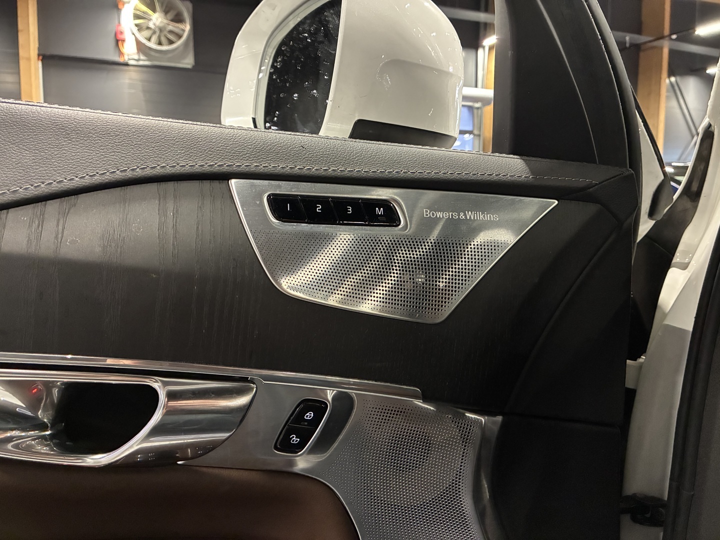 VOLVO XC90 2021