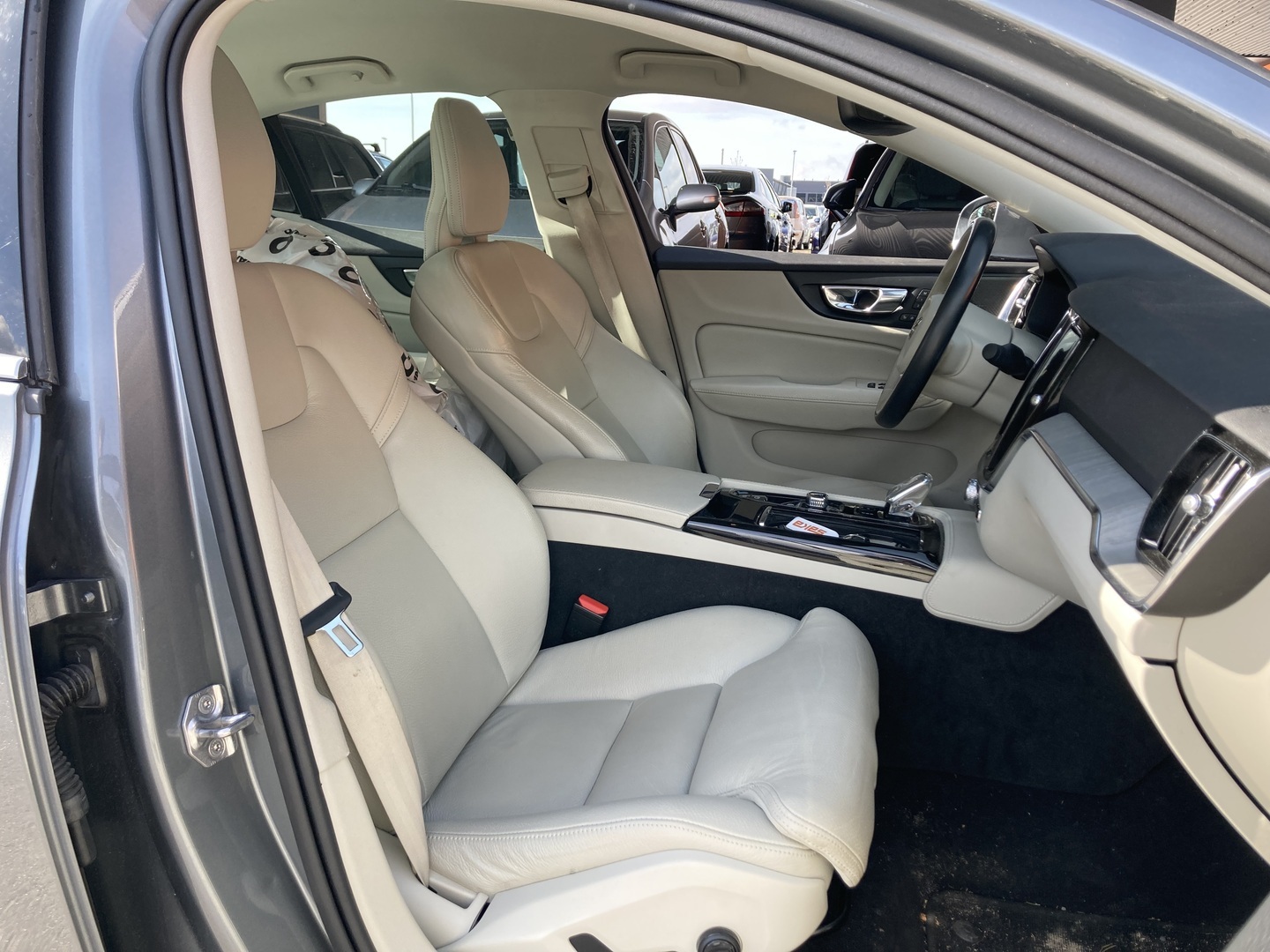 VOLVO S60 2021