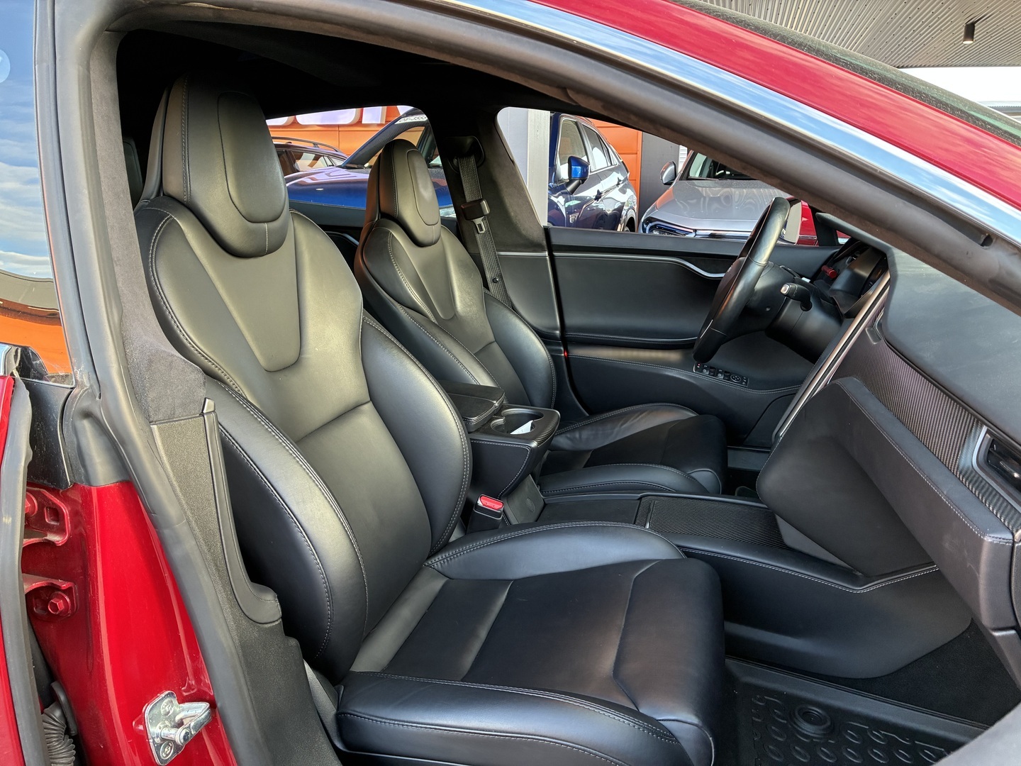 TESLA Model S 2018