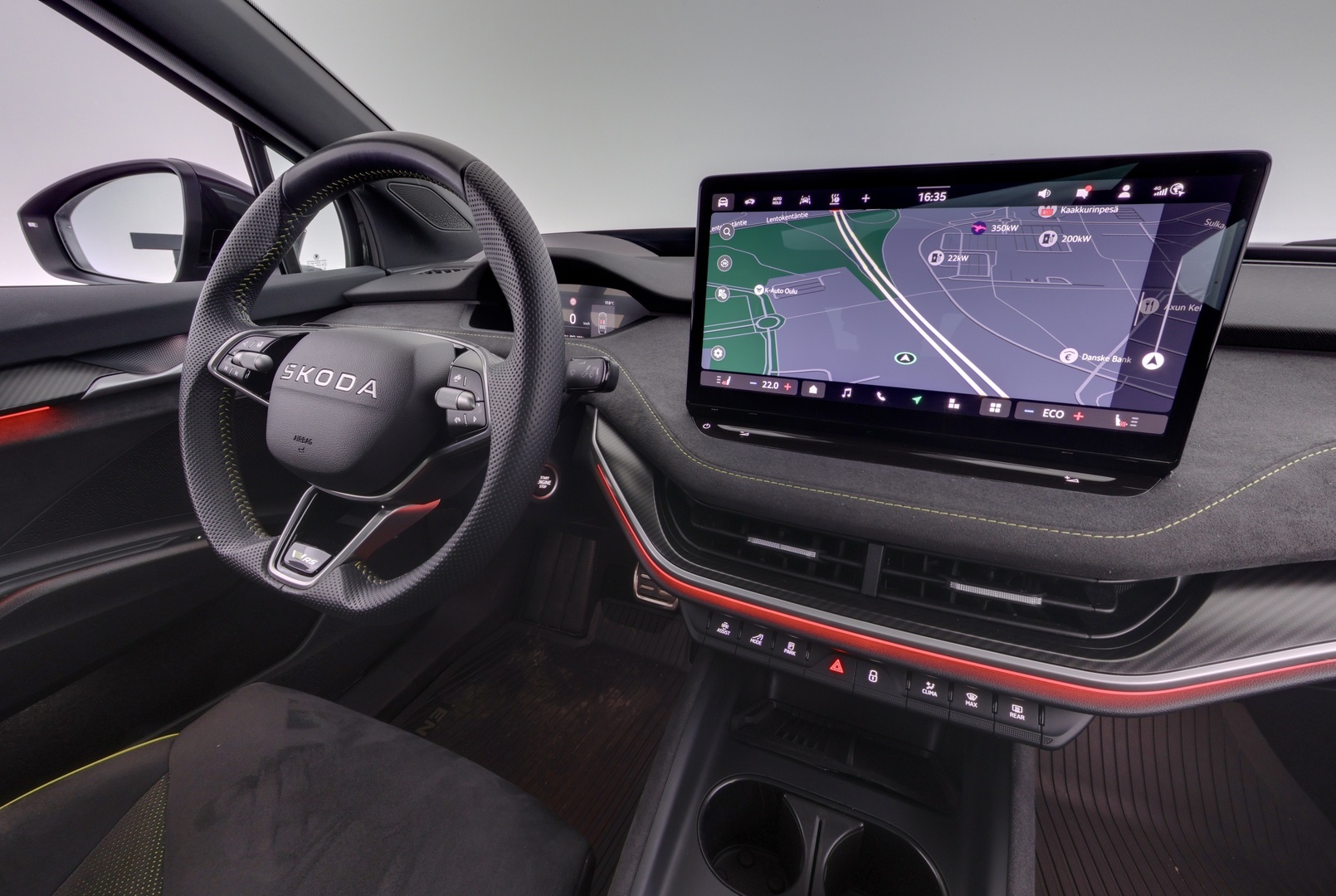 SKODA Enyaq 2026