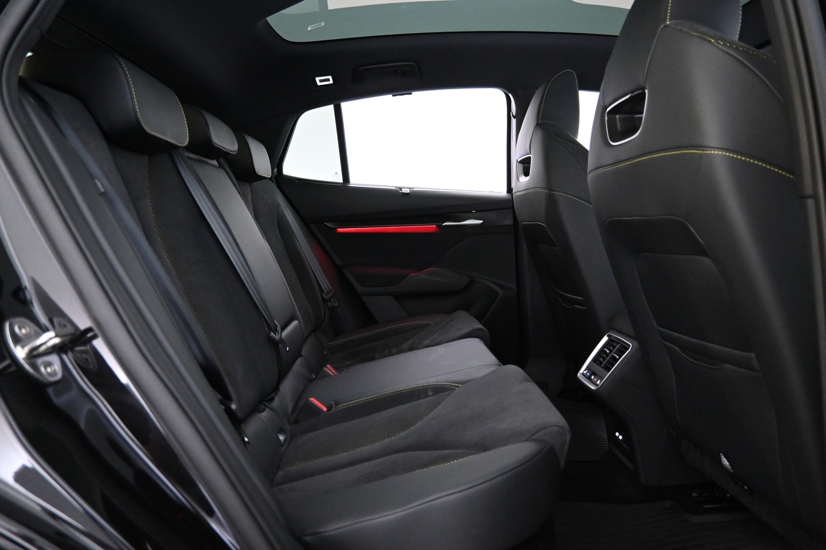 SKODA Enyaq 2026