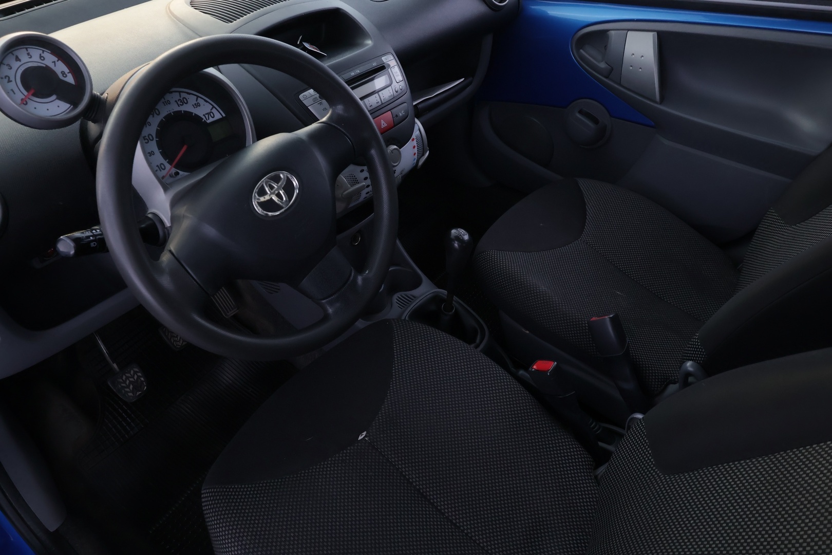 TOYOTA AYGO 2011