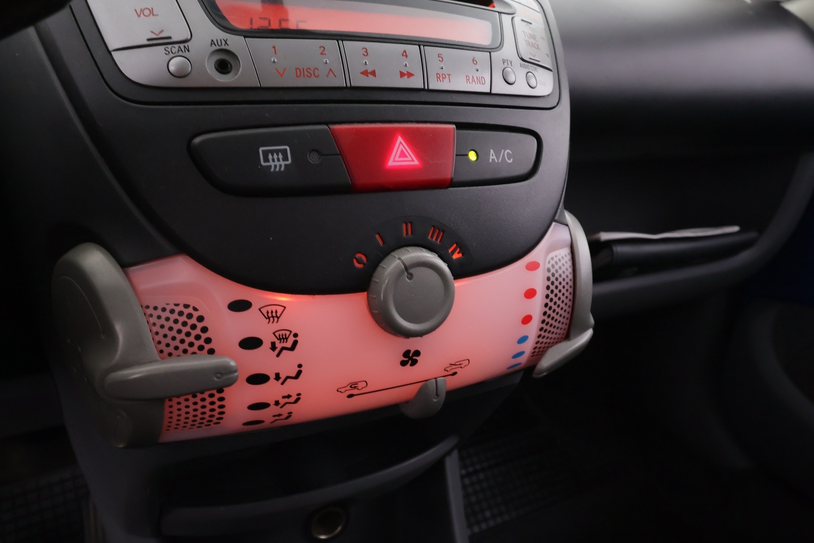 TOYOTA AYGO 2011