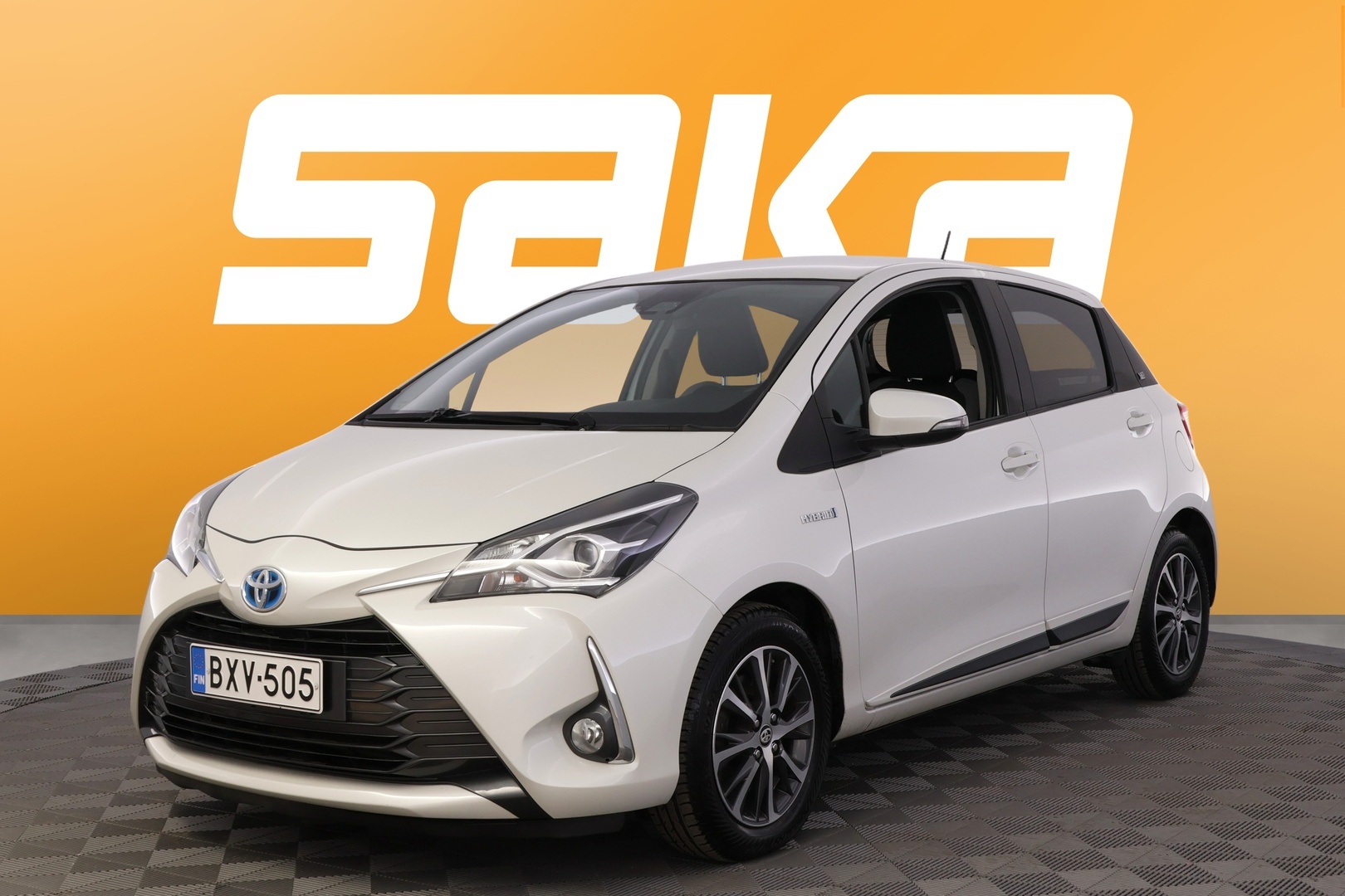 TOYOTA Yaris 2019