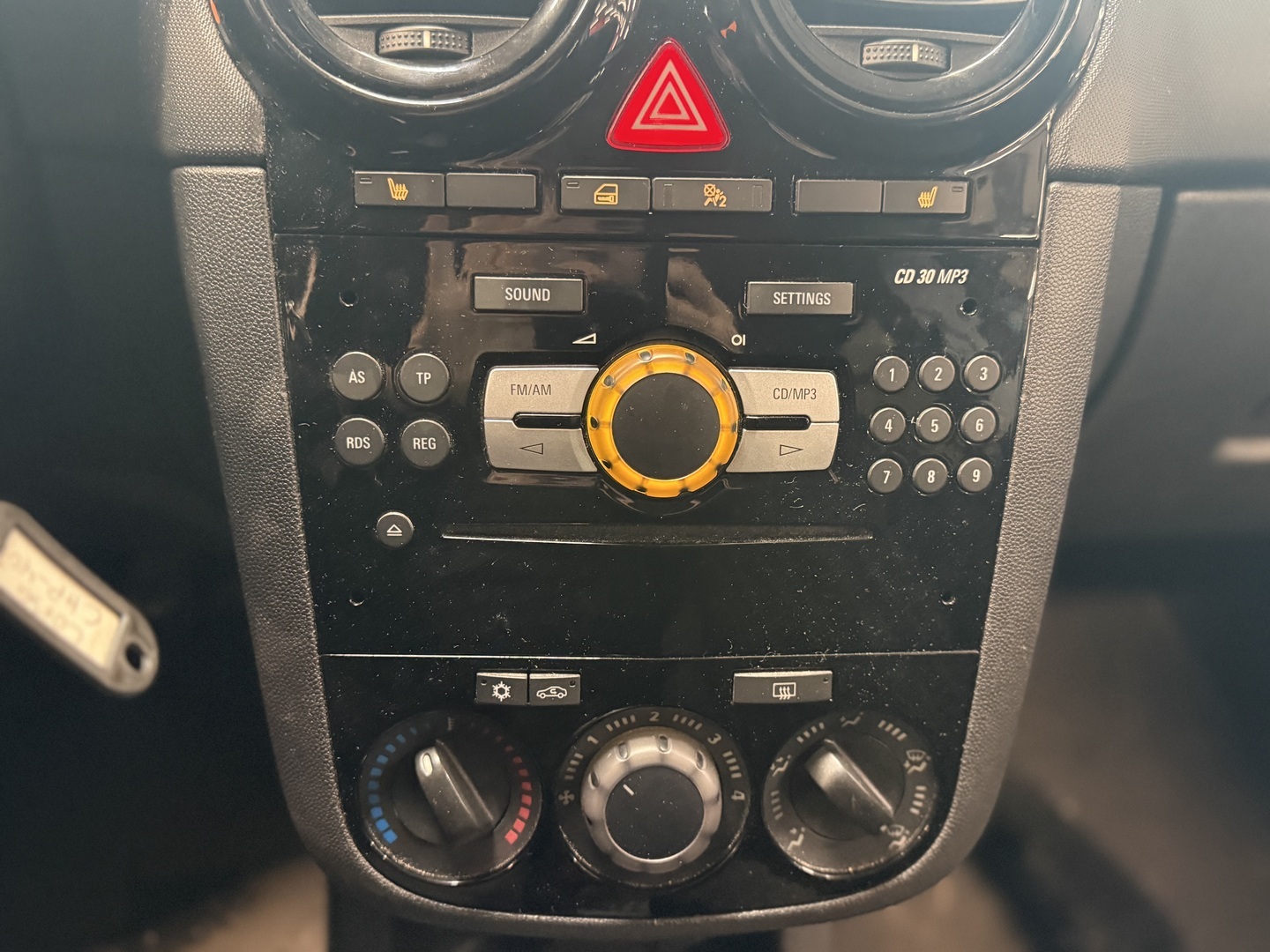 OPEL Corsa 2010