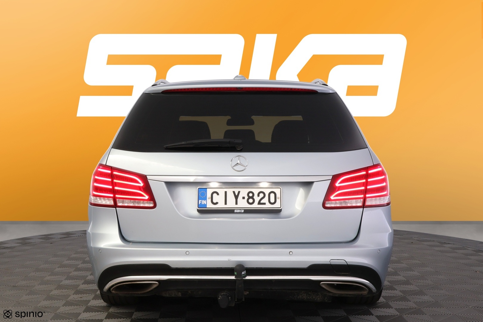 MERCEDES-BENZ E 2013