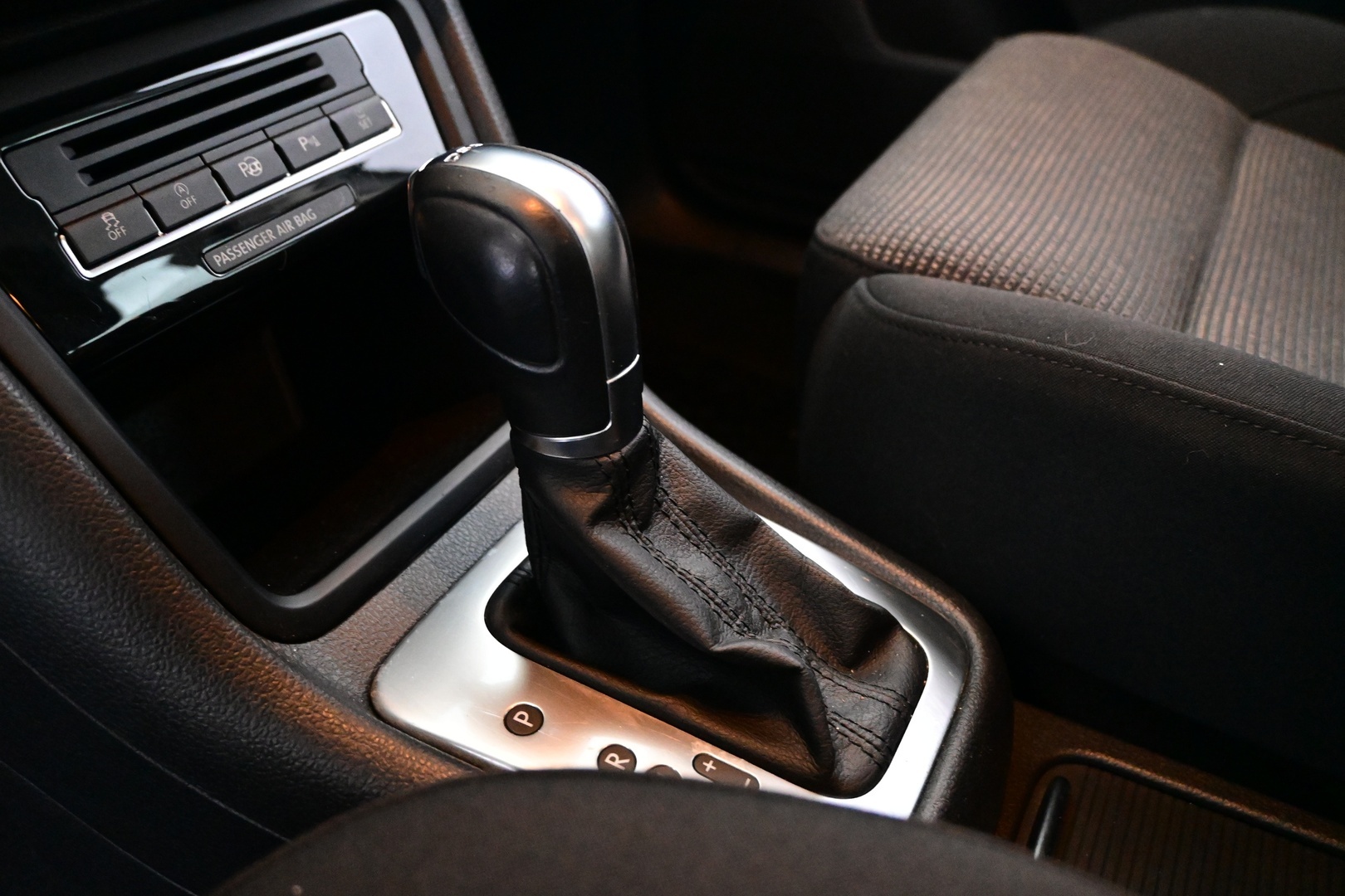 VOLKSWAGEN Sharan 2015