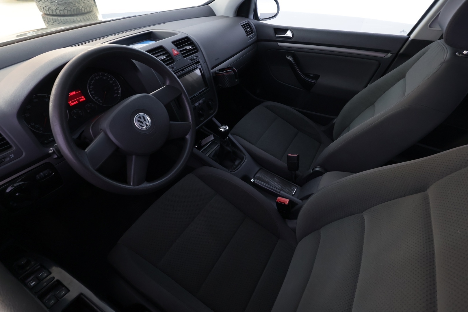 VOLKSWAGEN Golf 2005