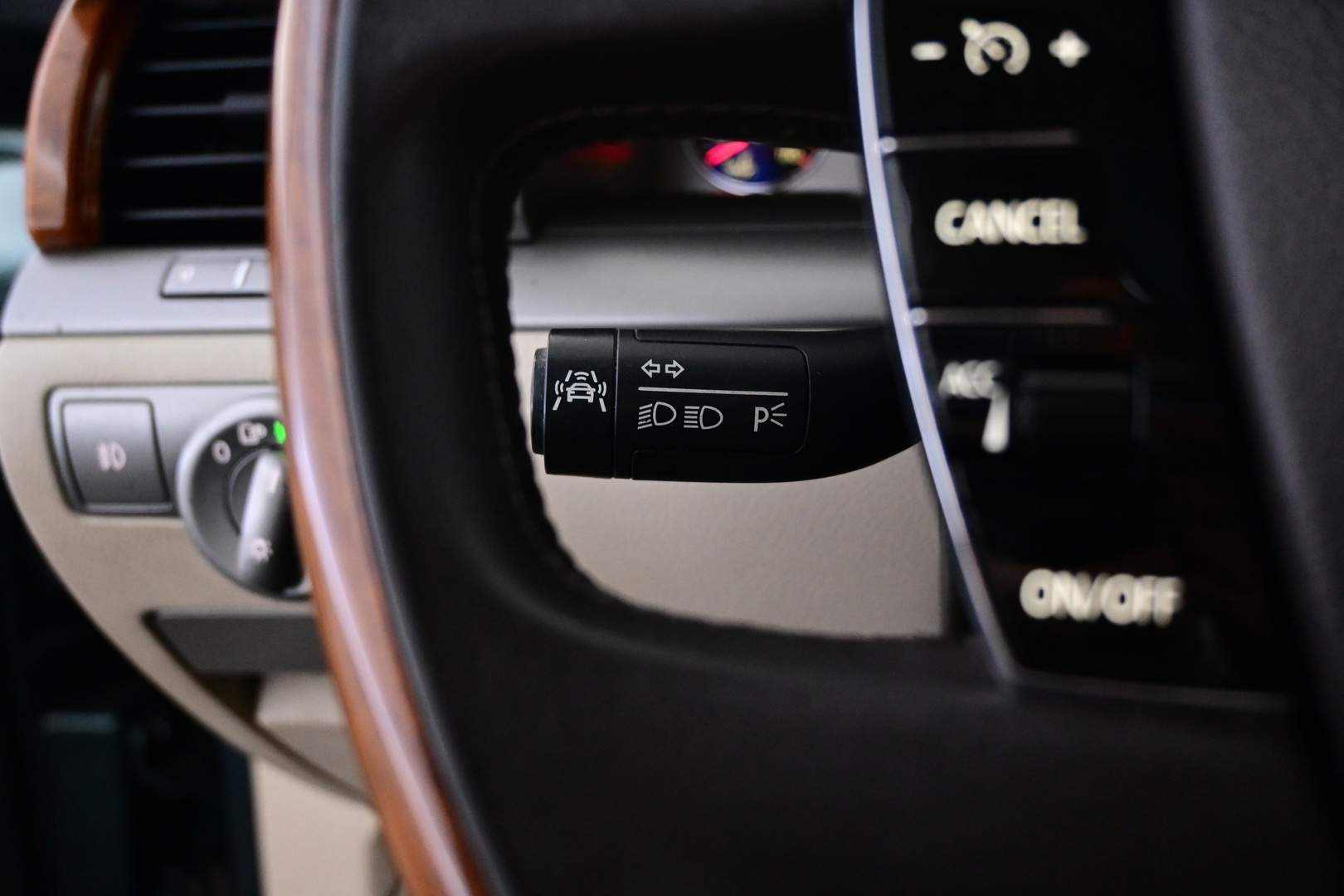 VOLKSWAGEN Phaeton 2009