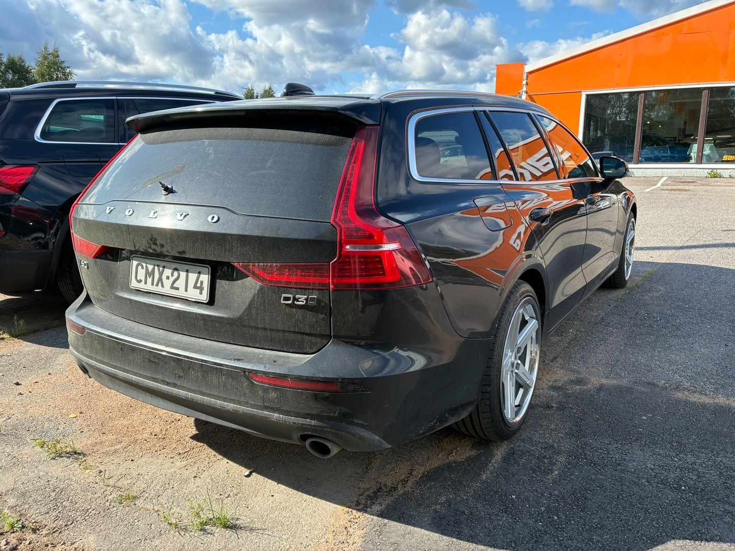 VOLVO V60 2020