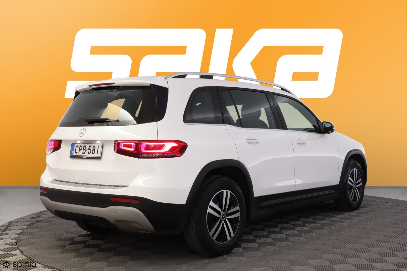 MERCEDES-BENZ GLB 2021